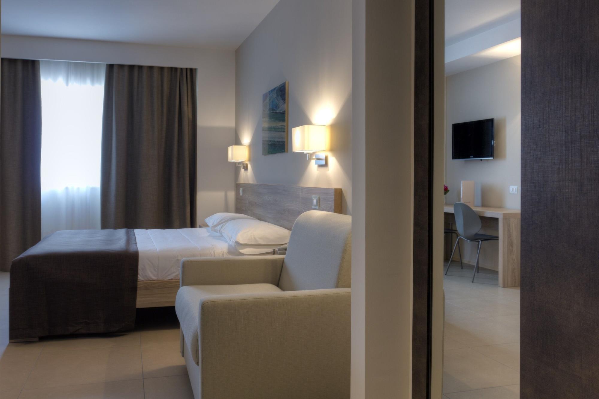 Hotel Dimorae Rooms And Suites - Apartments Civitanova Marche Eksteriør billede